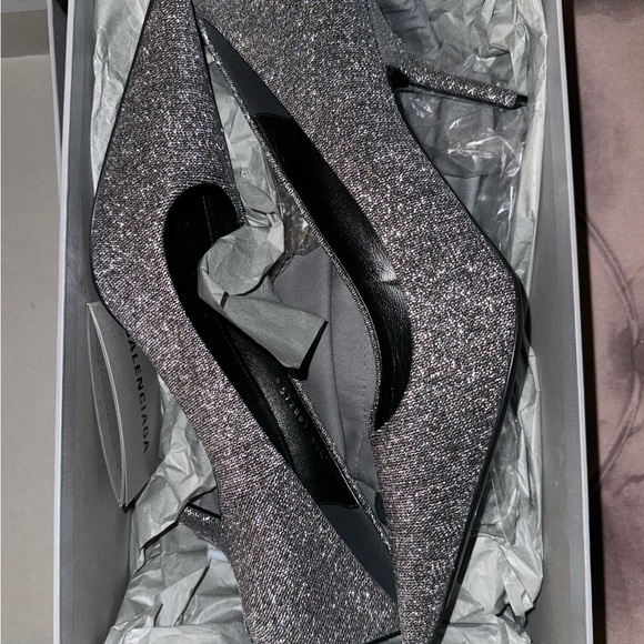 NWT! 💎BALENCIAGA💎 Square Knife Metallic Pointed Toe Pumps with Box - Picture 3 of 7